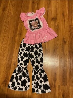 Little Girls Boutique Outfit Clover Cottage Pink Top Cow Print Flares Size 2T